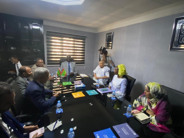 Le ministre des Affaires économiques rend visite au Guichet Unique Le ministre des Affaires économiques rend visite au Guichet Unique