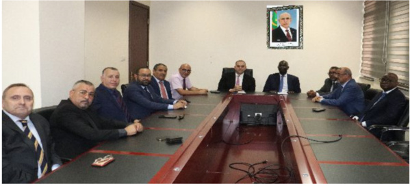 Le ministre des Affaires économiques reçoit une délégation du patronat algérien Le ministre des Affaires économiques reçoit une délégation du patronat algérien