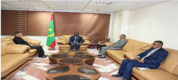 Le ministre de la Culture reçoit l’ambassadeur de Chine Le ministre de la Culture reçoit l’ambassadeur de Chine