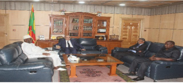 Le ministre de la Justice reçoit l’ambassadeur de Guinée Bissau Le ministre de la Justice reçoit l’ambassadeur de Guinée Bissau