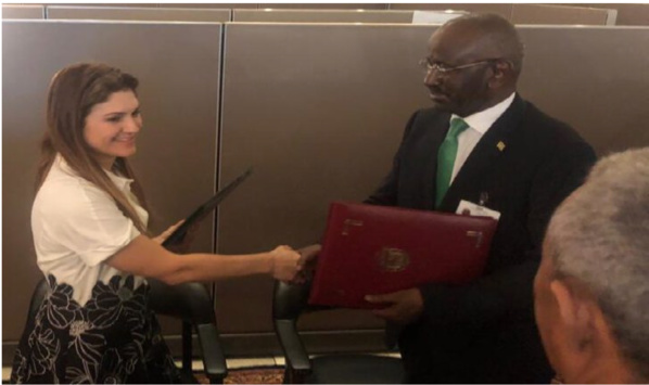 Signature d’un communiqué conjoint d’instauration de relations diplomatiques entre la Mauritanie et Panama