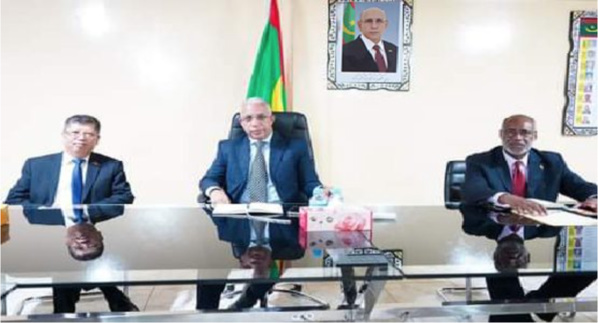 Le ministre de la Santé reçoit l’ambassadeur de Chine Le ministre de la Santé reçoit l’ambassadeur de Chine