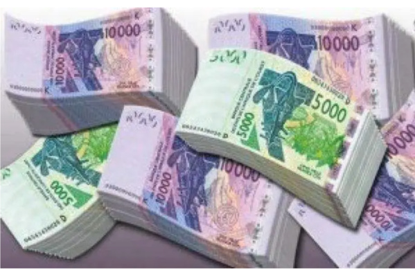 Saint-Louis : la douane saisit 1,2 milliard sur deux Mauritaniens Saint-Louis : la douane saisit 1,2 milliard sur deux Mauritaniens