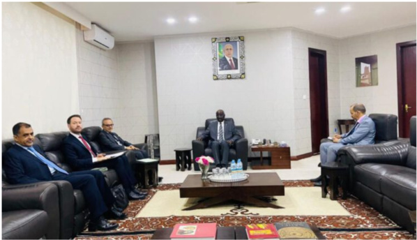 Le ministre des Affaires étrangères reçoit l’ambassadeur d’Italie Le ministre des Affaires étrangères reçoit l’ambassadeur d’Italie