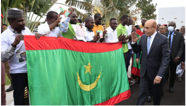 Le Président de la République objet d’un grand accueil populaire à son arrivée à Malabo