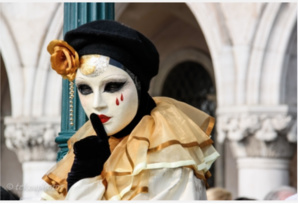 Questions à Aïssata Lam à propos de son « diplôme » de Harvard et les 13 millions détournés de la Banque Mondiale au nom de l’APIM Questions à Aïssata Lam à propos de son « diplôme » de Harvard et les 13 millions détournés de la Banque Mondiale au nom de l’APIM