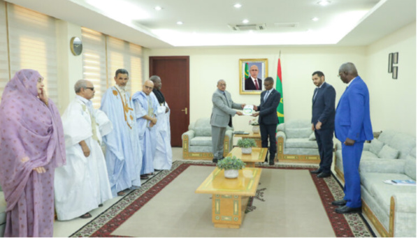 Le Premier ministre reçoit le rapport annuel de la commission nationale des concours Le Premier ministre reçoit le rapport annuel de la commission nationale des concours