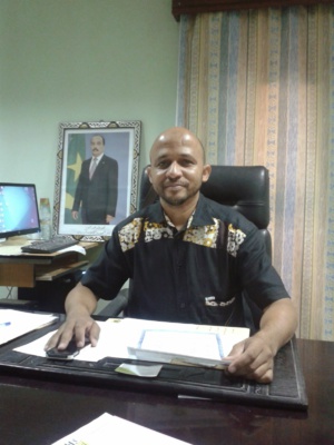 Malgré ses propos inadmissibles et ses fréquentations douteuses, le Pr Outouma Soumaré reste intouchable Malgré ses propos inadmissibles et ses fréquentations douteuses, le Pr Outouma Soumaré reste intouchable