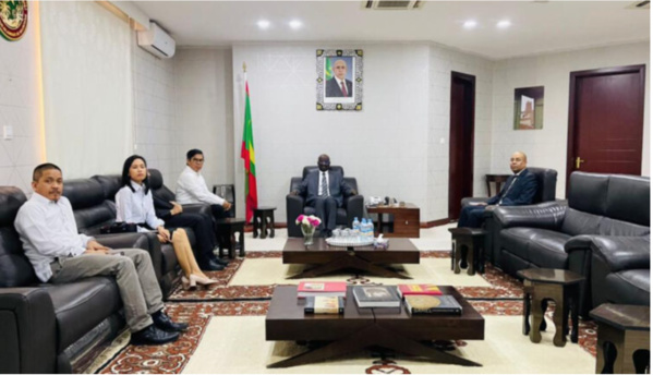 Le ministre des Affaires étrangère reçoit l’ambassadeur des Philippines Le ministre des Affaires étrangère reçoit l’ambassadeur des Philippines