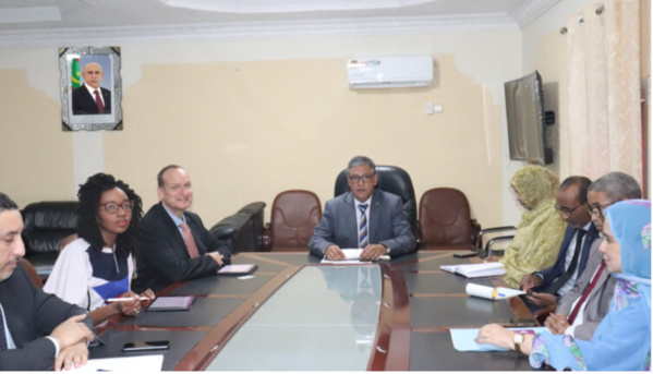 Le ministre de l’éducation nationale reçoit le représentant résident du FMI Le ministre de l’éducation nationale reçoit le représentant résident du FMI