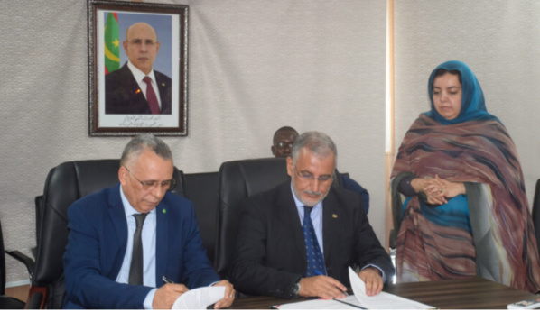 Signature d’une convention cadre de partenariat entre Taazour et la CNDH