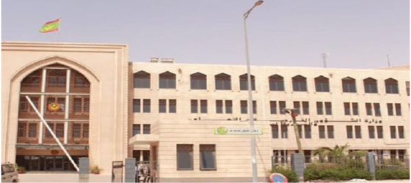 Le ministre des Affaires étrangères présente ses condoléances à la famille de Cherif Moctar Ould Bouya Ahmed