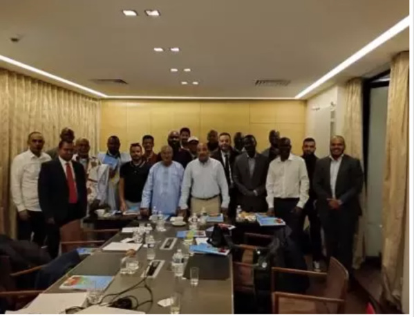 Paris : Aziz et les FLAM lancent une plateforme de « concertation » Paris : Aziz et les FLAM lancent une plateforme de « concertation »