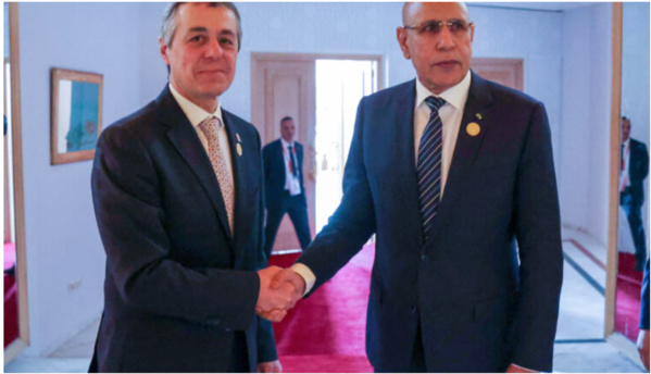 Le Président de la République s’entretient avec le président de la fédération de Suisse Le Président de la République s’entretient avec le président de la fédération de Suisse