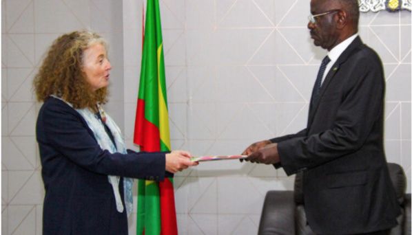 Le Ministre des Affaires Etrangères reçoit les lettres de créance du Coordonnateur du Système des Nations Unies dans notre pays