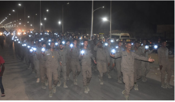 L’état-major de la Garde nationale organise une retraite aux flambeaux pour célébrer le 62e anniversaire de la fête de l’indépendance nationale L’état-major de la Garde nationale organise une retraite aux flambeaux pour célébrer le 62e anniversaire de la fête de l’indépendance nationale