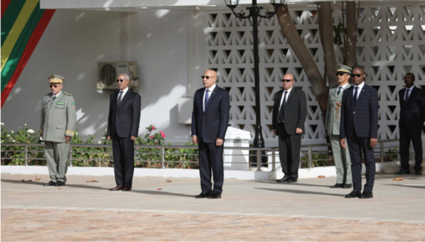 Le président de la République préside la cérémonie de lever des couleurs en commémoration du 62e anniversaire de l’indépendance nationale Le président de la République préside la cérémonie de lever des couleurs en commémoration du 62e anniversaire de l’indépendance nationale