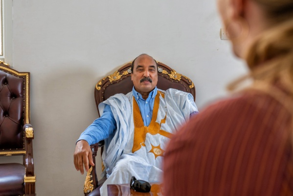 Ould Abdel Aziz participe à une réunion du parti Ribat Ould Abdel Aziz participe à une réunion du parti Ribat