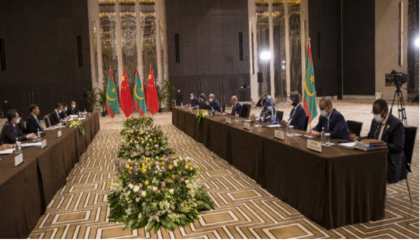 Le Président de la République rencontre son homologue chinois