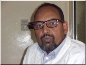 Pr. Hamahoullah Sidi Elemine, ophtalmologue, Directeur des Programmes de la Fondation Bouamatou: ‘’L’hôpital ophtalmologique est entièrement financé par M. Bouamatou’’ Pr. Hamahoullah Sidi Elemine, ophtalmologue, Directeur des Programmes de la Fondation Bouamatou: ‘’L’hôpital ophtalmologique est entièrement financé par M. Bouamatou’’