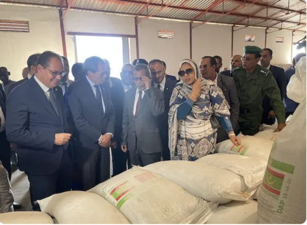 Le Maroc fait don de 5 000 tonnes d’engrais aux petits agriculteurs Le Maroc fait don de 5 000 tonnes d’engrais aux petits agriculteurs