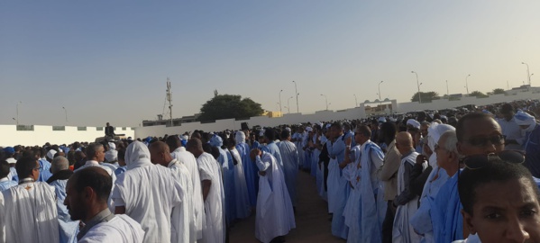 Une foule immense à la prière mortuaire d’Ahmed Hamza Une foule immense à la prière mortuaire d’Ahmed Hamza