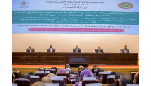 Le Président de la République supervise le lancement des travaux des états généraux de la justice Le Président de la République supervise le lancement des travaux des états généraux de la justice