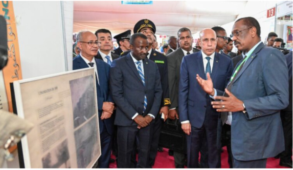 Le Président de la République visite les expositions de Nouakchott capitale de la culture dans le monde islamique