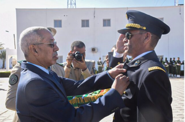 Décoration d’un certain nombre d’officiers et sous-officiers des forces armées