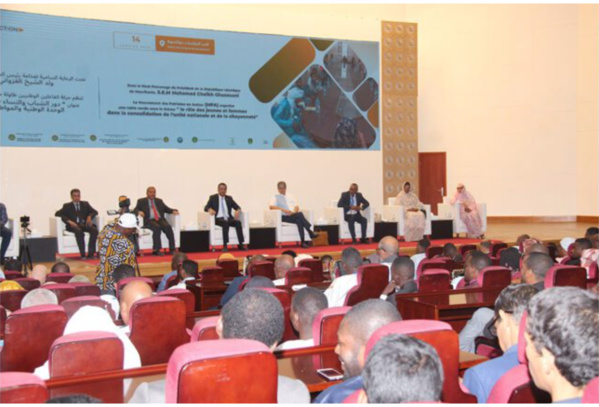 Organisation d’une table ronde sur l’unité nationale et la citoyenneté Organisation d’une table ronde sur l’unité nationale et la citoyenneté