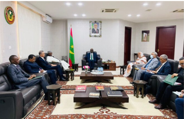 Le ministre des Affaires étrangères reçoit le secrétaire général de l’OCI Le ministre des Affaires étrangères reçoit le secrétaire général de l’OCI