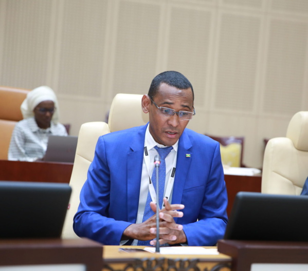 Mauritanie : une nouvelle loi d’orientation pour le développement du contenu local est en cours de préparation Mauritanie : une nouvelle loi d’orientation pour le développement du contenu local est en cours de préparation