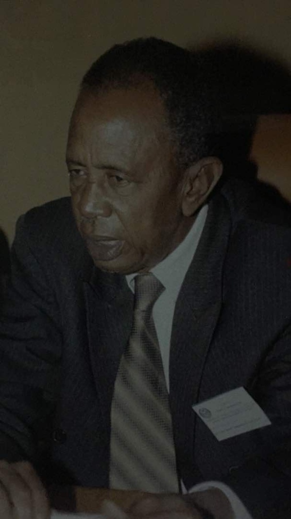 Ma décision à l'occasion du 5e anniversaire de la disparition de mon père / Par Moctar Ould Cheine Ma décision à l'occasion du 5e anniversaire de la disparition de mon père / Par Moctar Ould Cheine