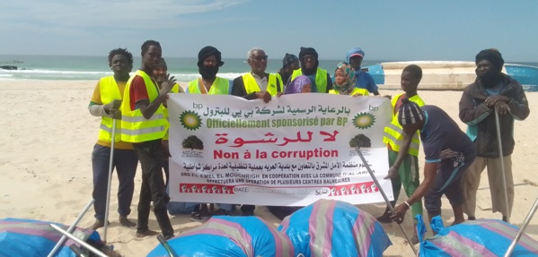 El Emel El Mouchriq : Vaste opération de nettoyage de déchets aux PK 28 et 65 des campements des pêcheurs El Emel El Mouchriq : Vaste opération de nettoyage de déchets aux PK 28 et 65 des campements des pêcheurs