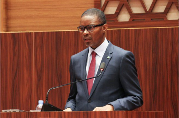 Le Premier ministre présente devant l’Assemblée nationale son rapport annuel: Un bilan satisfaisant et un programme ambitieux Le Premier ministre présente devant l’Assemblée nationale son rapport annuel: Un bilan satisfaisant et un programme ambitieux