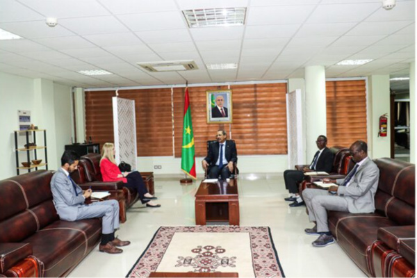 Le ministre du Commerce reçoit l’ambassadrice américaine Le ministre du Commerce reçoit l’ambassadrice américaine