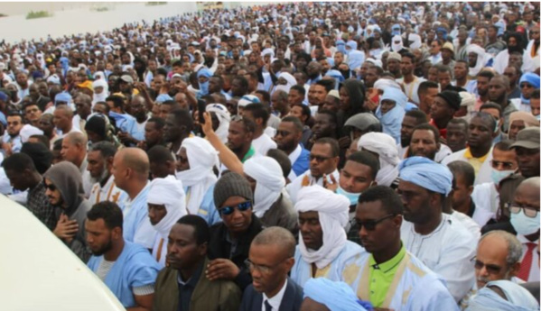 Prière funéraire sur la dépouille de Feu Boumeni Ould Jibril Prière funéraire sur la dépouille de Feu Boumeni Ould Jibril