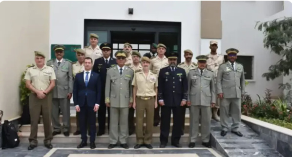 Discussions mauritano-espagnoles autour de la coopération militaire commune Discussions mauritano-espagnoles autour de la coopération militaire commune