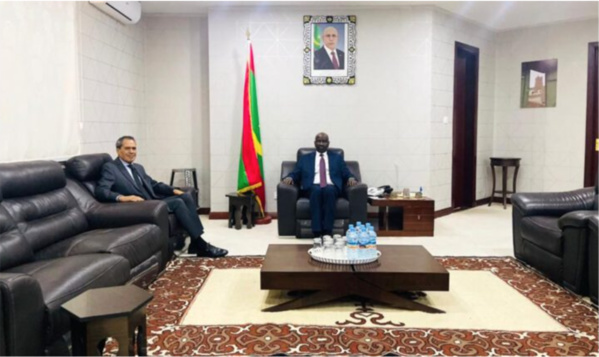 Le ministre des Affaires étrangères reçoit l’ambassadeur du Maroc