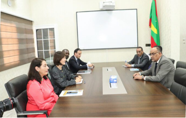 Le ministre des Finances reçoit une mission de la Banque mondiale Le ministre des Finances reçoit une mission de la Banque mondiale