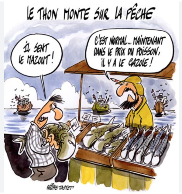 Des pêcheurs brandissent des marmites en protestation de la suspension des activités leur permettant de subsister Des pêcheurs brandissent des marmites en protestation de la suspension des activités leur permettant de subsister