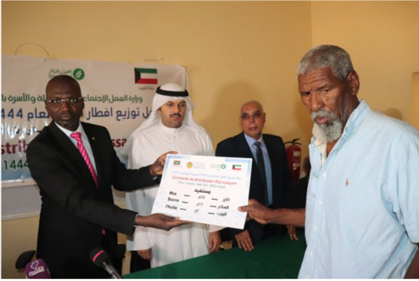 La Fondation Koweïtienne d’Aide Directe distribue 400 paniers alimentaires à Nouakchott ouest