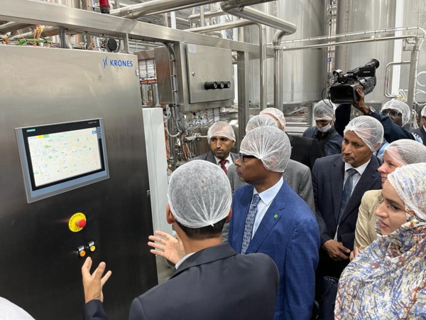 Le Premier ministre inaugure une usine de production de lait et de ses dérivés