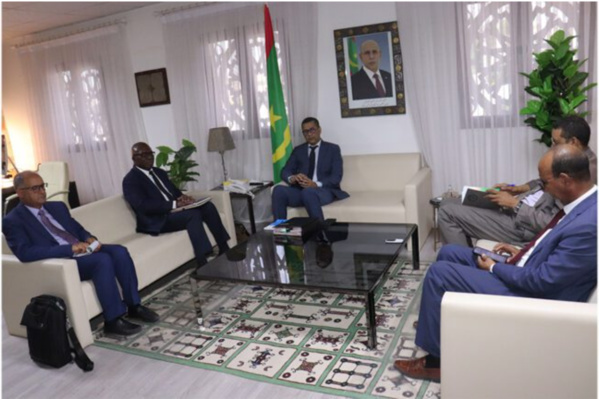 Le ministre de l’Enseignement Supérieur reçoit le directeur général de l’École Multinationale des sciences Le ministre de l’Enseignement Supérieur reçoit le directeur général de l’École Multinationale des sciences