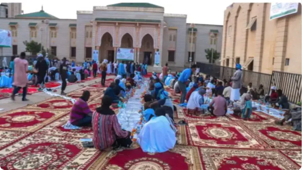 Programme d’Iftar et distribution de dattes, organisé par l’Arabie Saoudite à Nouakchott