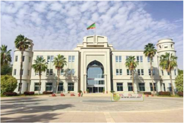 La Présidence de la République décrète lundi prochain journée chômée et payée La Présidence de la République décrète lundi prochain journée chômée et payée