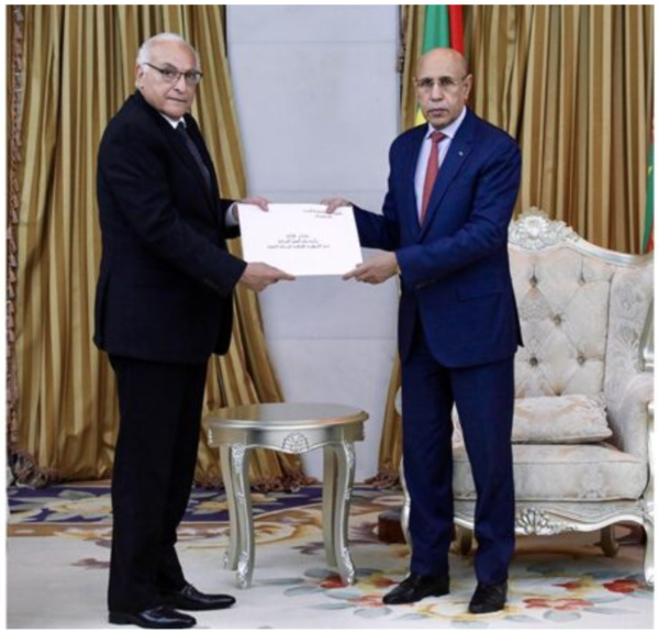 Le ministre algérien des Affaires étrangères : J’ai senti chez le Président de la République une convergence complète de vues et un grand consensus dans les positions communes Le ministre algérien des Affaires étrangères : J’ai senti chez le Président de la République une convergence complète de vues et un grand consensus dans les positions communes