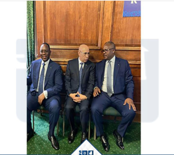 Le président de la République assiste à la cérémonie du couronnement du roi Charles III Le président de la République assiste à la cérémonie du couronnement du roi Charles III