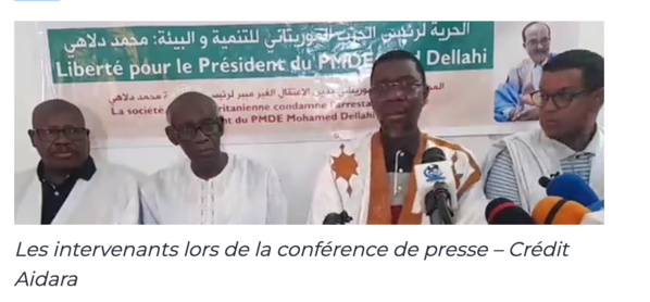 Libération de Mohamed Dellahi, ses partisans animent une conférence de presse Libération de Mohamed Dellahi, ses partisans animent une conférence de presse