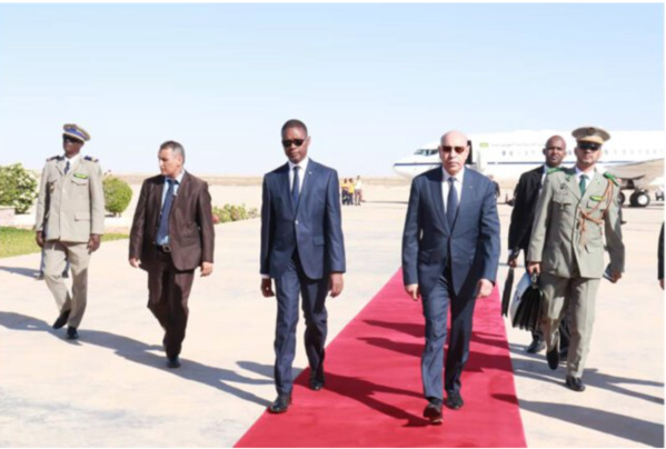 Le président de la République regagne la capitale en provenance du Caire